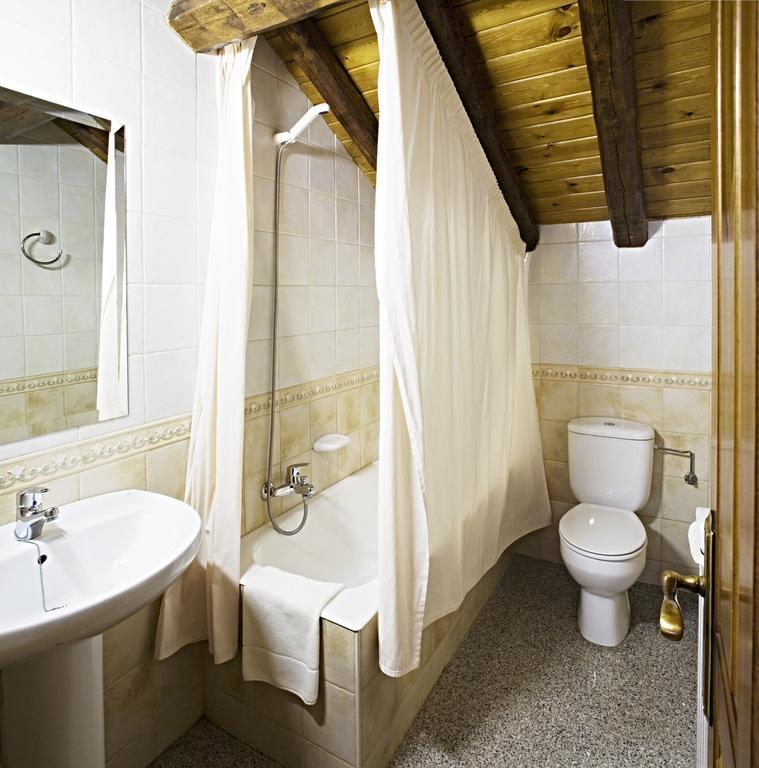 Apartamentos Casa Buisan بروتو الغرفة الصورة