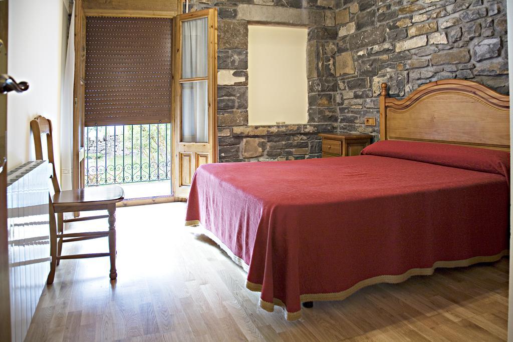 Apartamentos Casa Buisan بروتو الغرفة الصورة