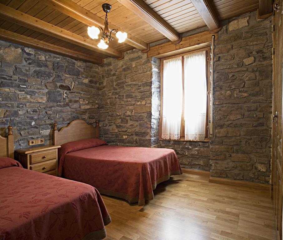 Apartamentos Casa Buisan بروتو الغرفة الصورة