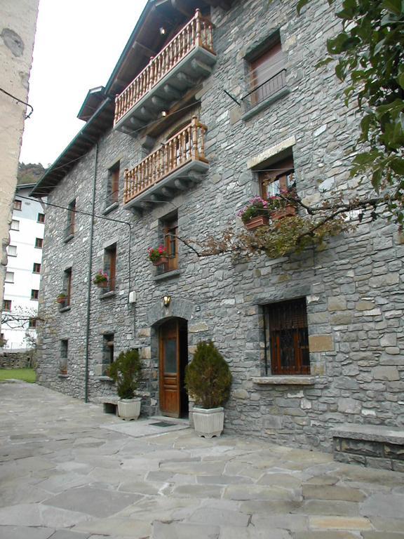 Apartamentos Casa Buisan بروتو المظهر الخارجي الصورة